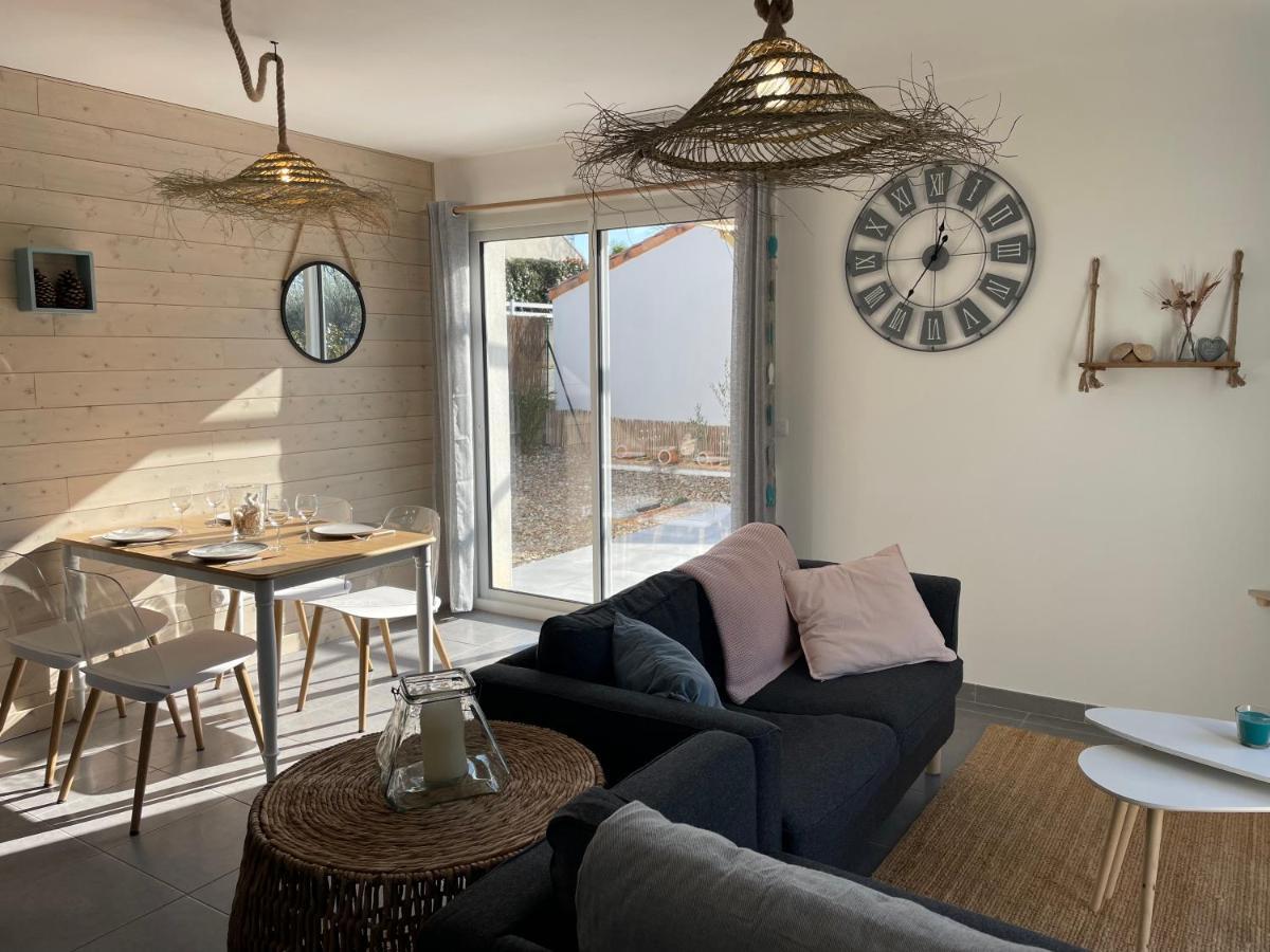 Maison Au Calme Pres Des Plages Poiroux Esterno foto