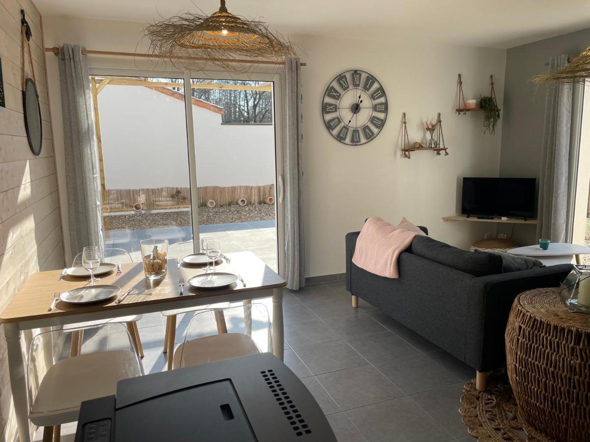 Maison Au Calme Pres Des Plages Poiroux Esterno foto
