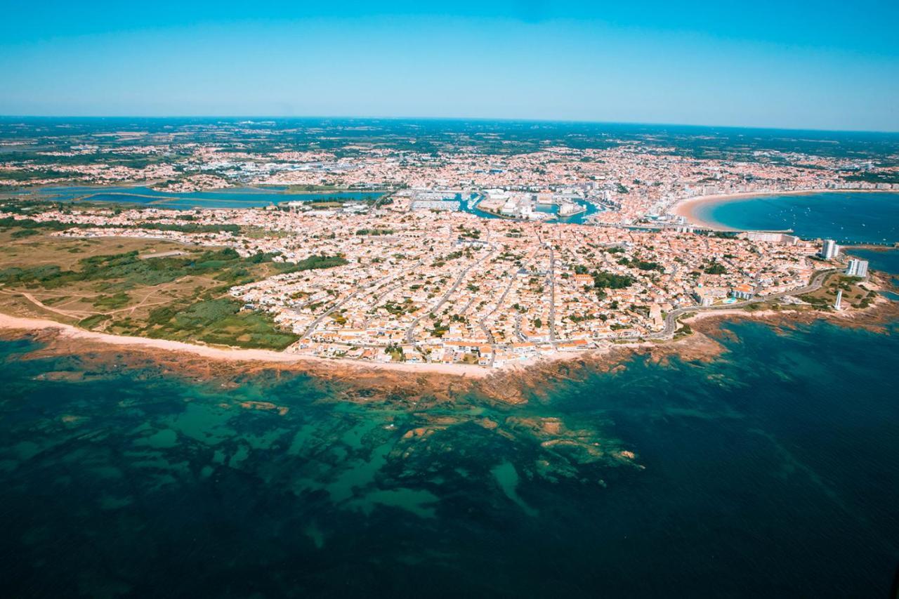 Maison Au Calme Pres Des Plages Poiroux Esterno foto